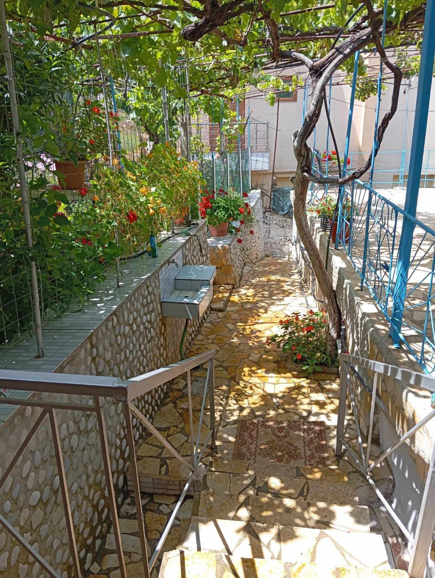 Relaxation Place Hotel Himara Kültér fotó